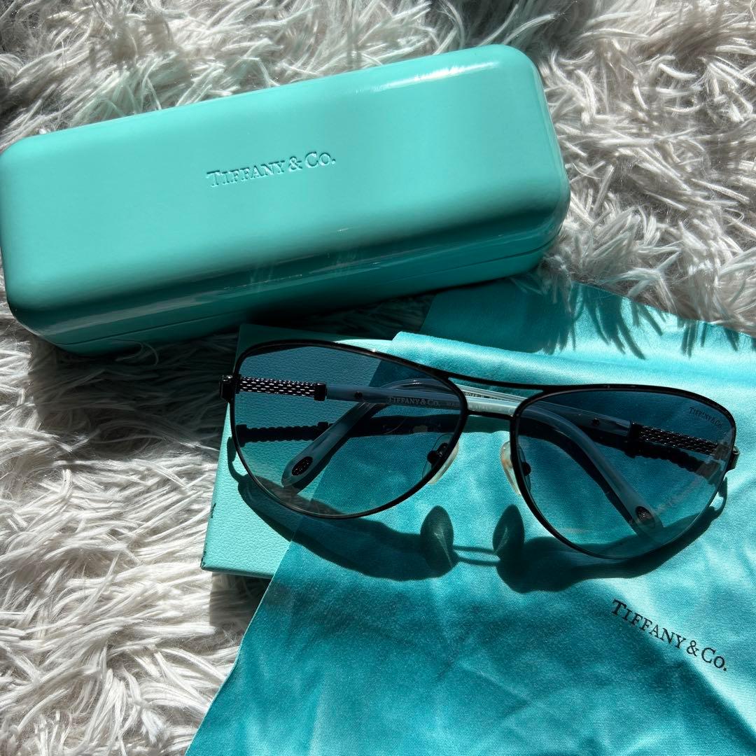 Tiffany & Co. ティファニー　アビエーターサングラス