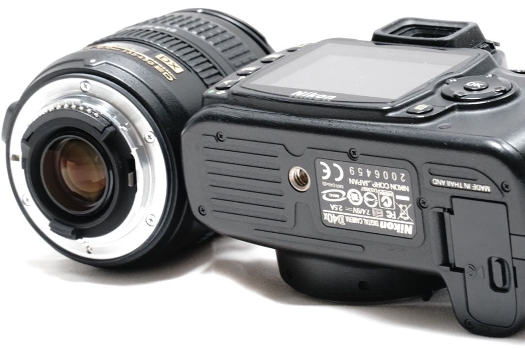 コンパクトで高画質 届いてすぐ使える Nikon D40X スマホ転送
