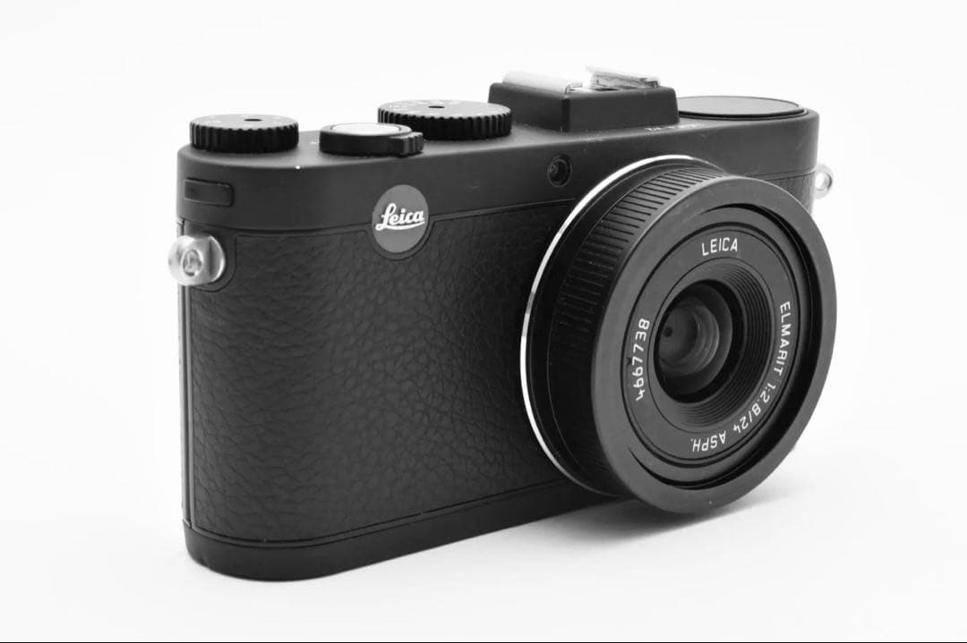 デジタルカメラ Leica X2. ELMARIT 28mm f/2.8 ASPH