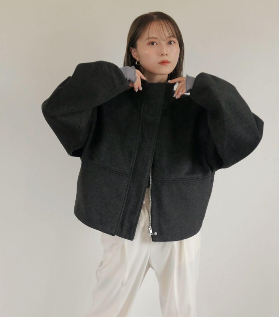 Reurie'(レウリィ) ダブルジップショートウールコート