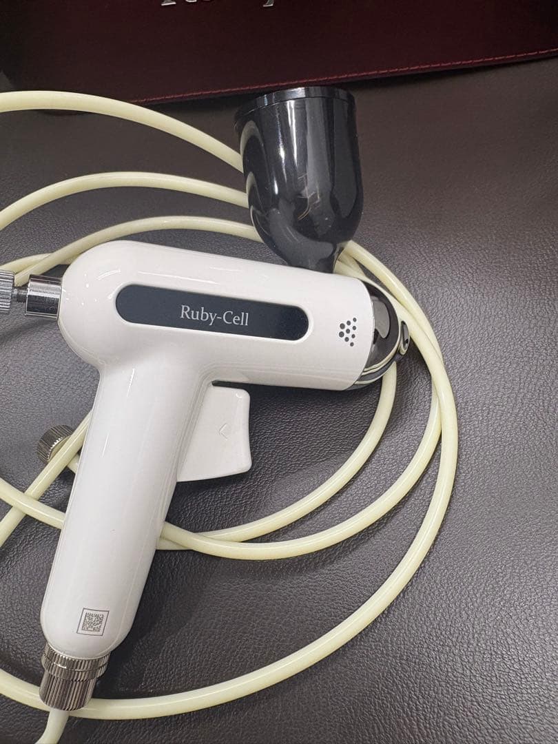 Ruby-Cell Airbrush System 美顔器　中古品