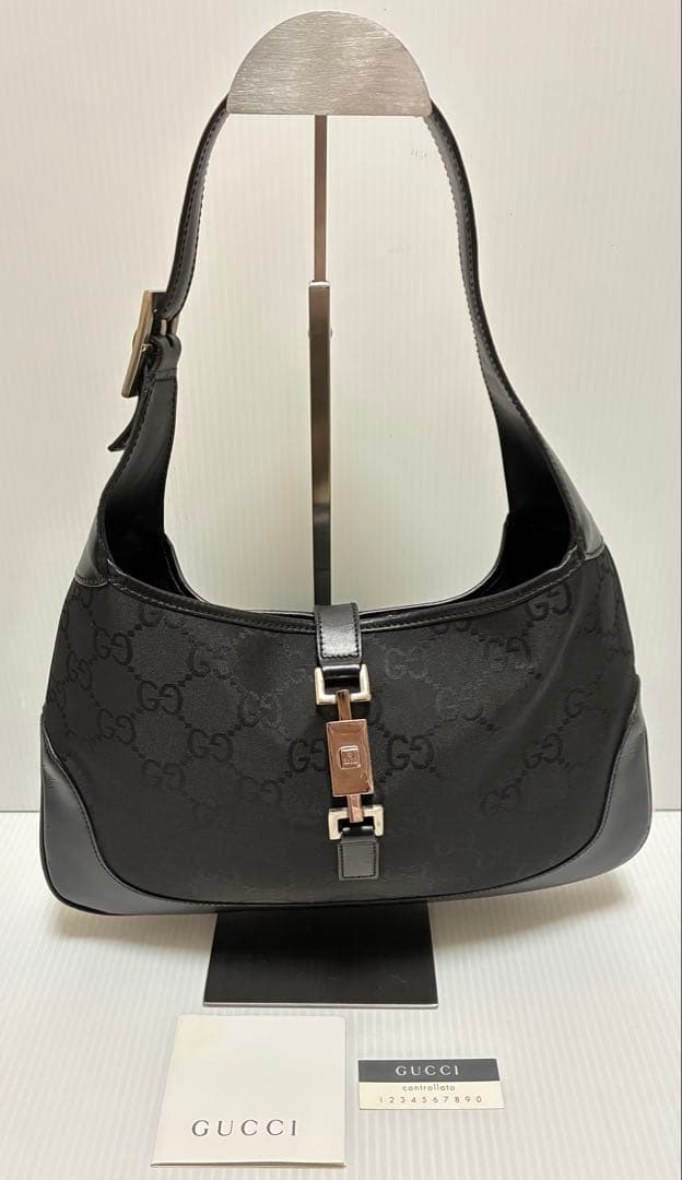 P*e様 グッチ ジャッキー レザー ワンショルダー バッグ 金具 GG 黒 ブ