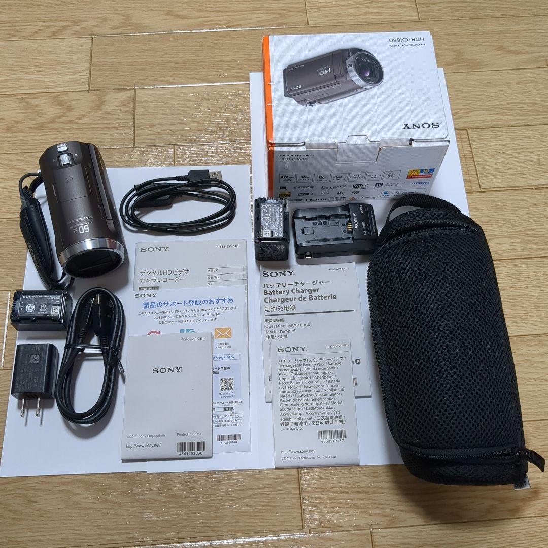 SONY HDR-CX680本体、別売りバッテリーパック、ビデオカメラケース