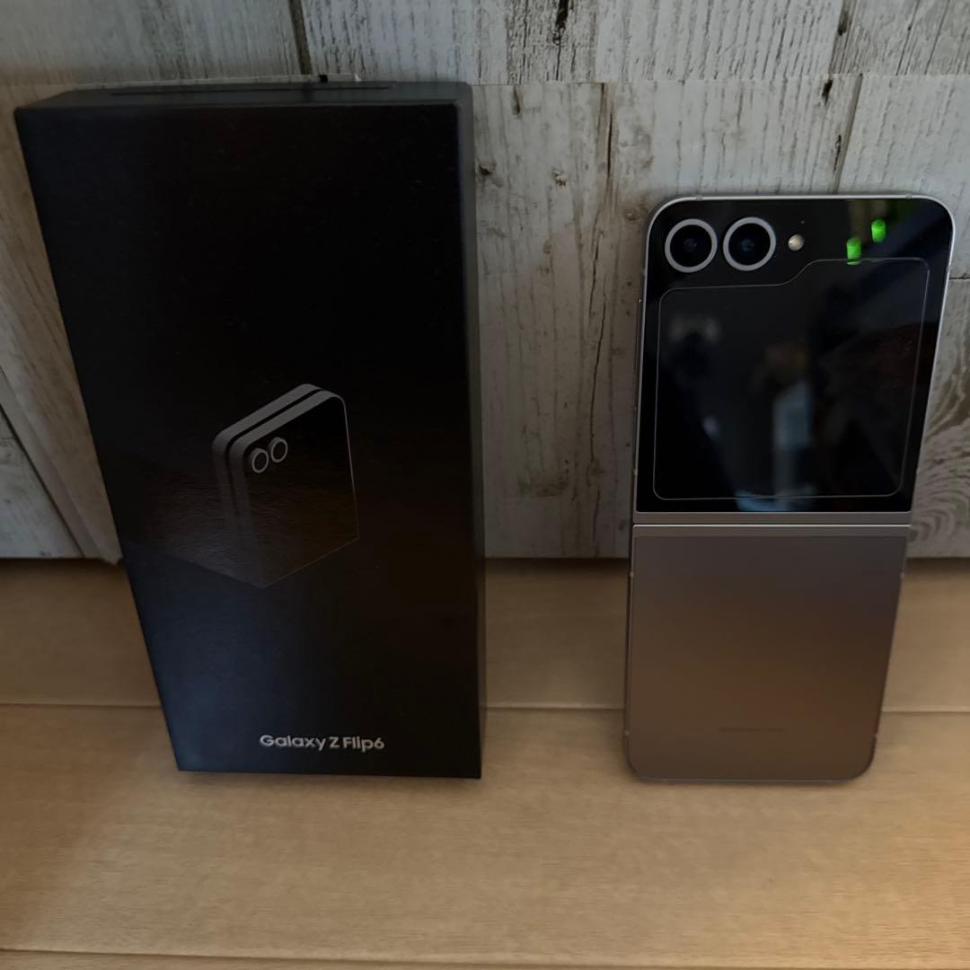 Galaxy Z Flip6 本体 箱付き