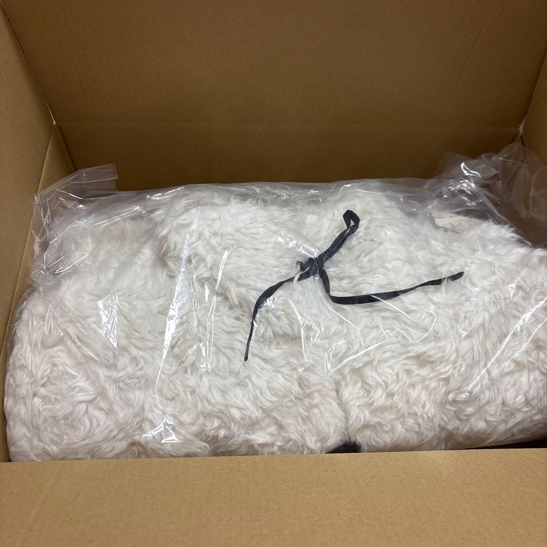 アプレジュール リボンシャギーブルゾン ホワイト Fサイズ