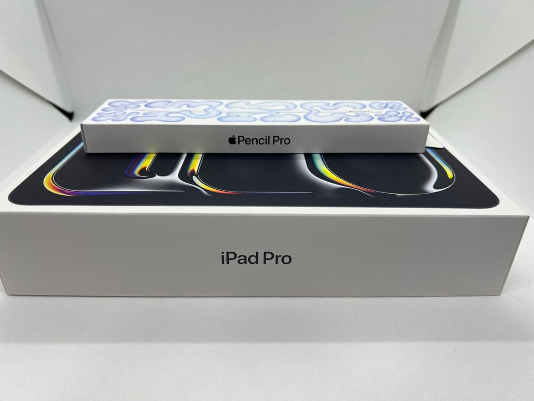 11インチ iPad Pro (M4) 256GB とPencil pro