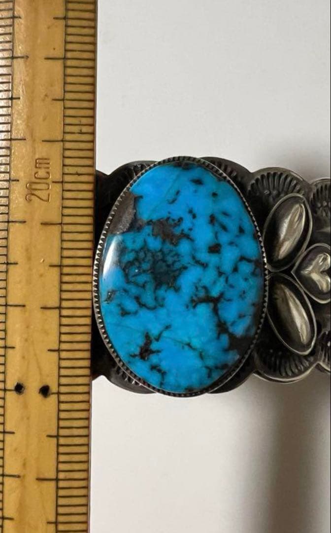 デルバートゴードン Delbert Gordonインディアンジュエリー ナバホ族