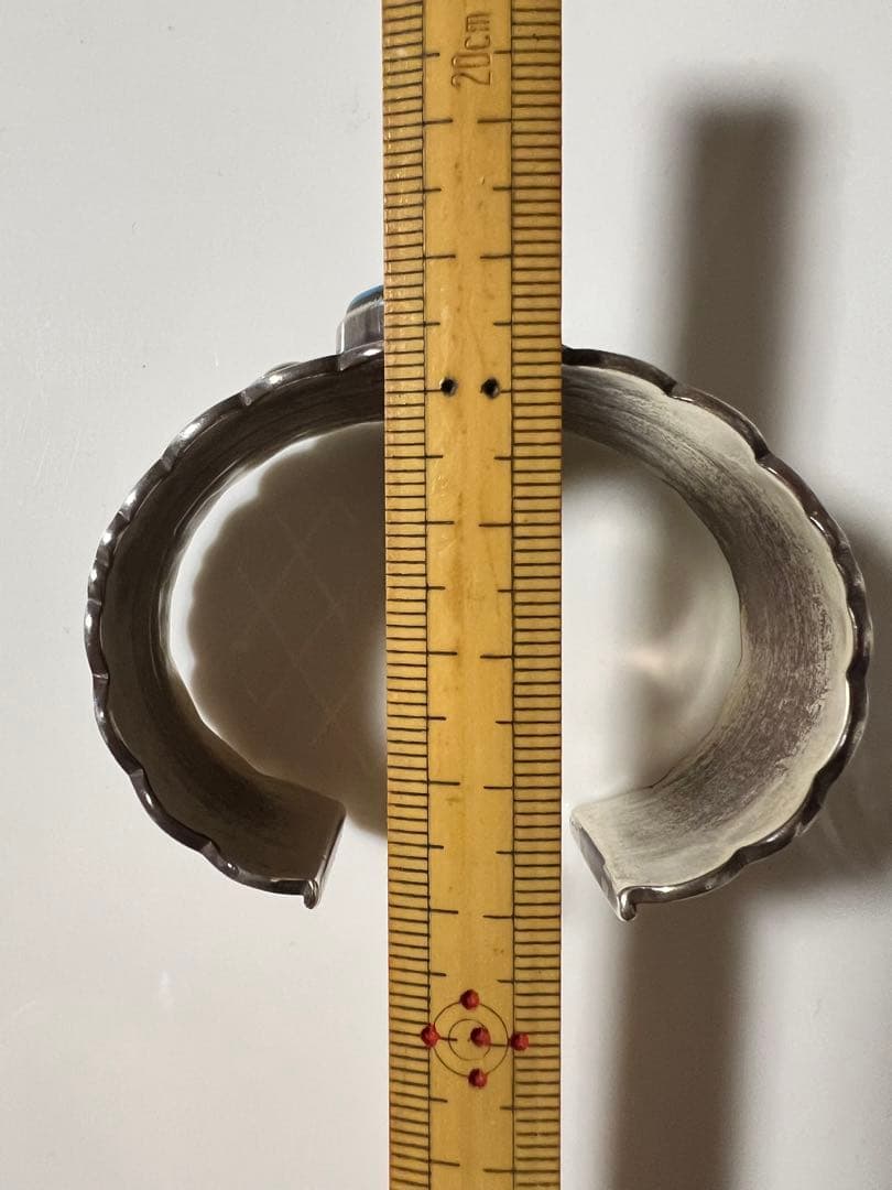 デルバートゴードン Delbert Gordonインディアンジュエリー ナバホ族