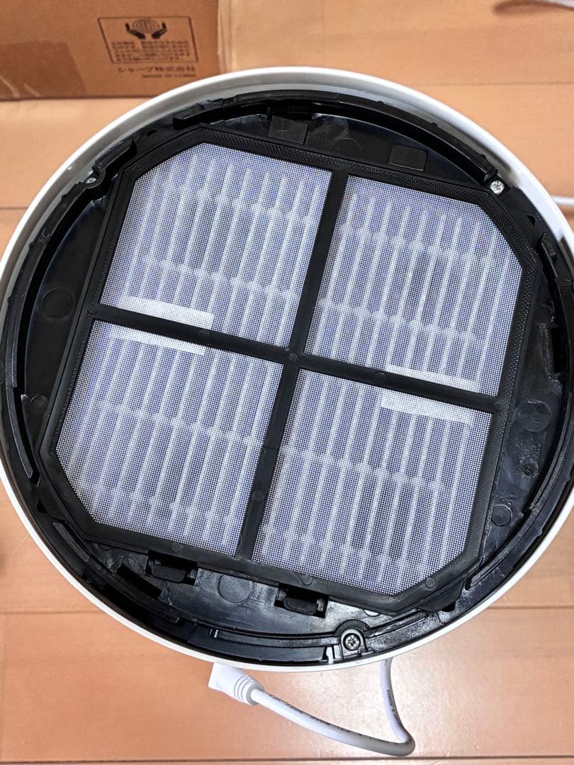 シャープ　空気清浄機 FU-SC01-W