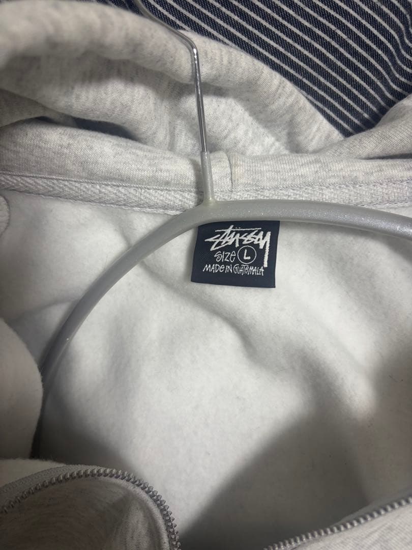 Stüssy 韓国限定ジップパーカー