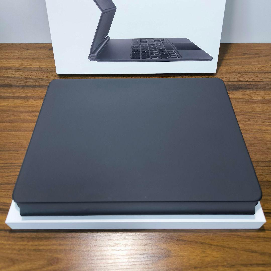 Apple iPad Magic Keyboard 12.9、Air 13インチ