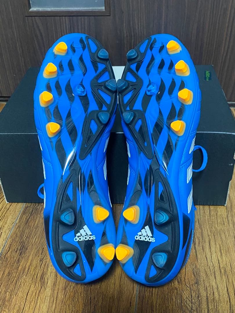 adidas 11 Pro FGトニクロース
