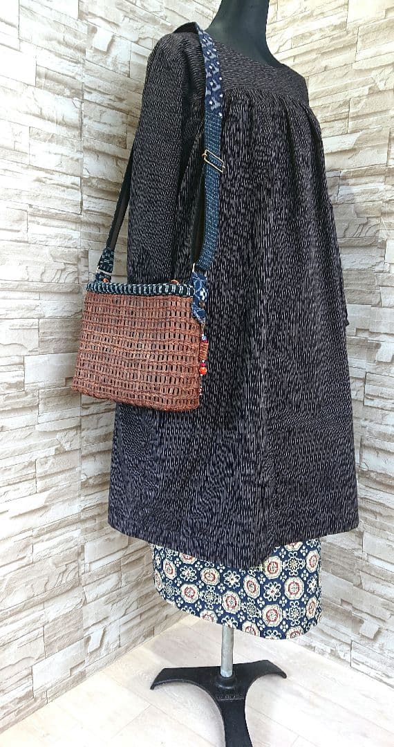 山葡萄蔓ショルダーバッグ・斜め掛けbag