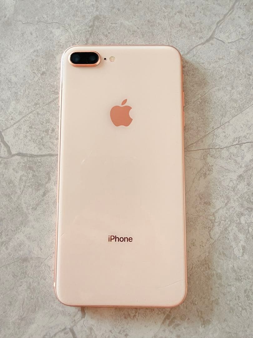 美品　iPhone8Plus 〈本体〉　64G