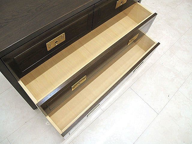 【展示品】カリモク　ドマーニ「モーガントン」 最高級サイドチェスト 　 約30万