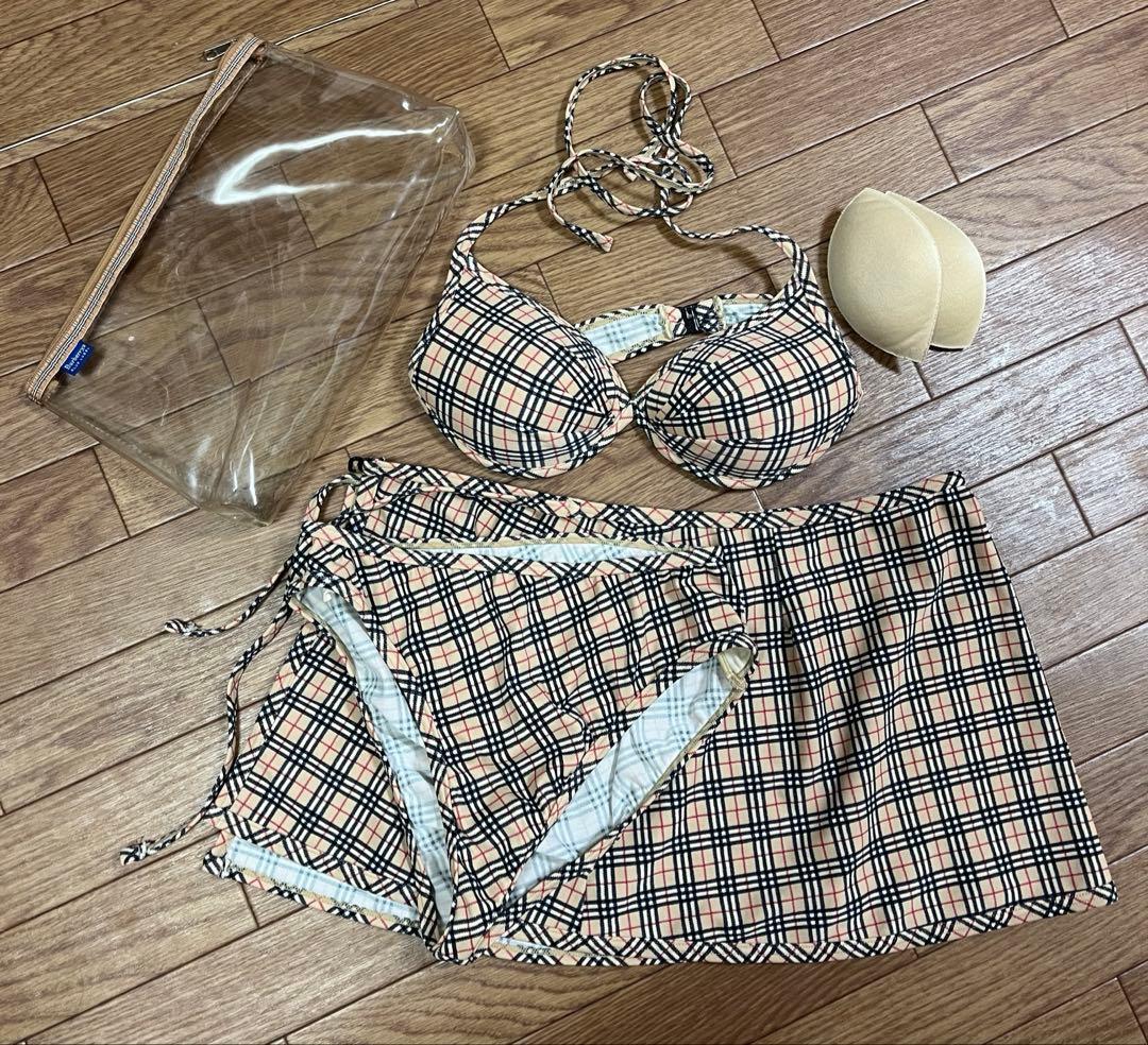 バーバリーブルーレーベル　ビキニ　パレオ付き