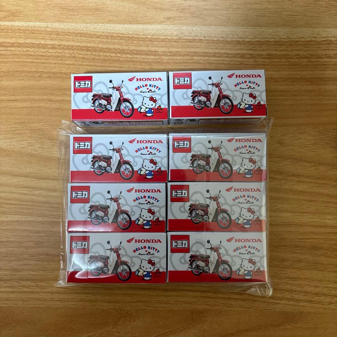 トミカ　キティ　ホンダ　カブ　8個セット
