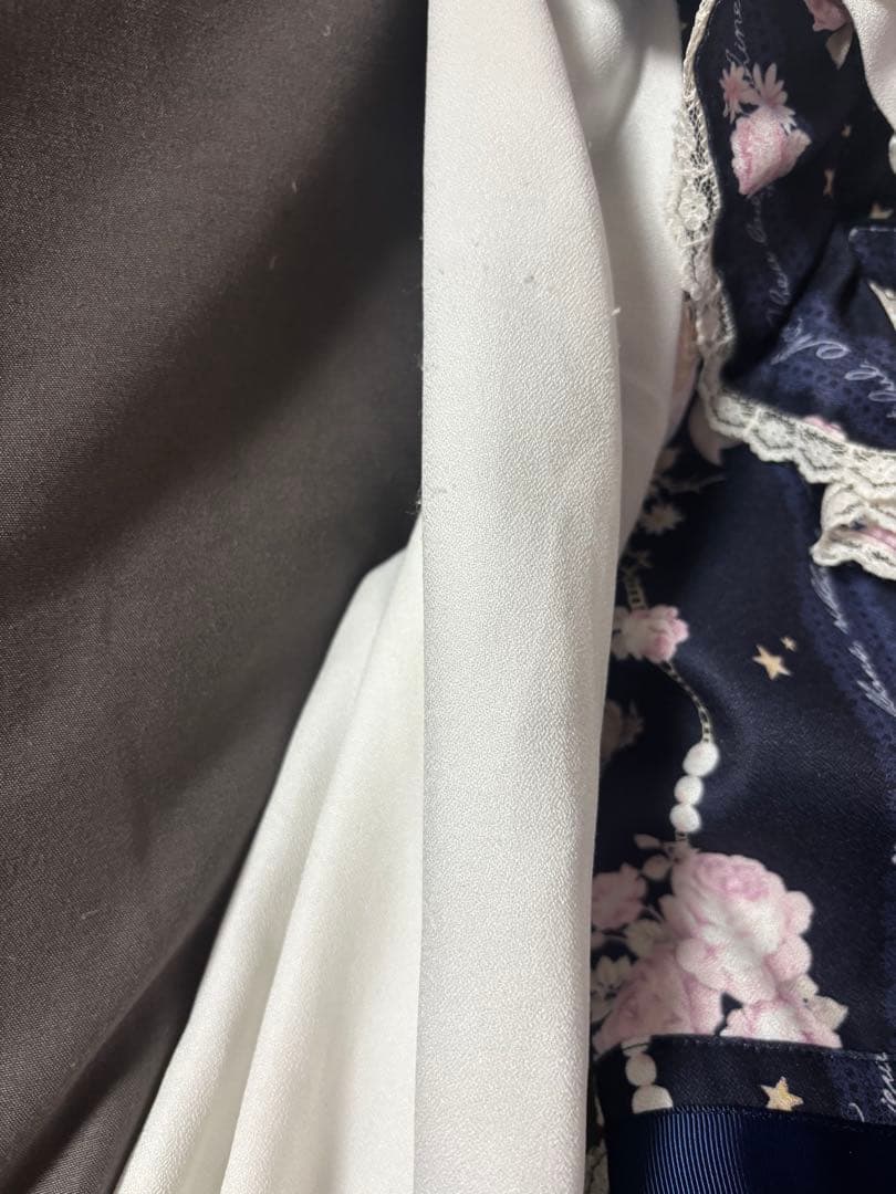 LIZLISA ジュエリー柄ワンピース ネイビーです。