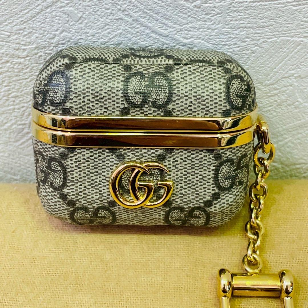 Gucci GGロゴ イヤホンケース