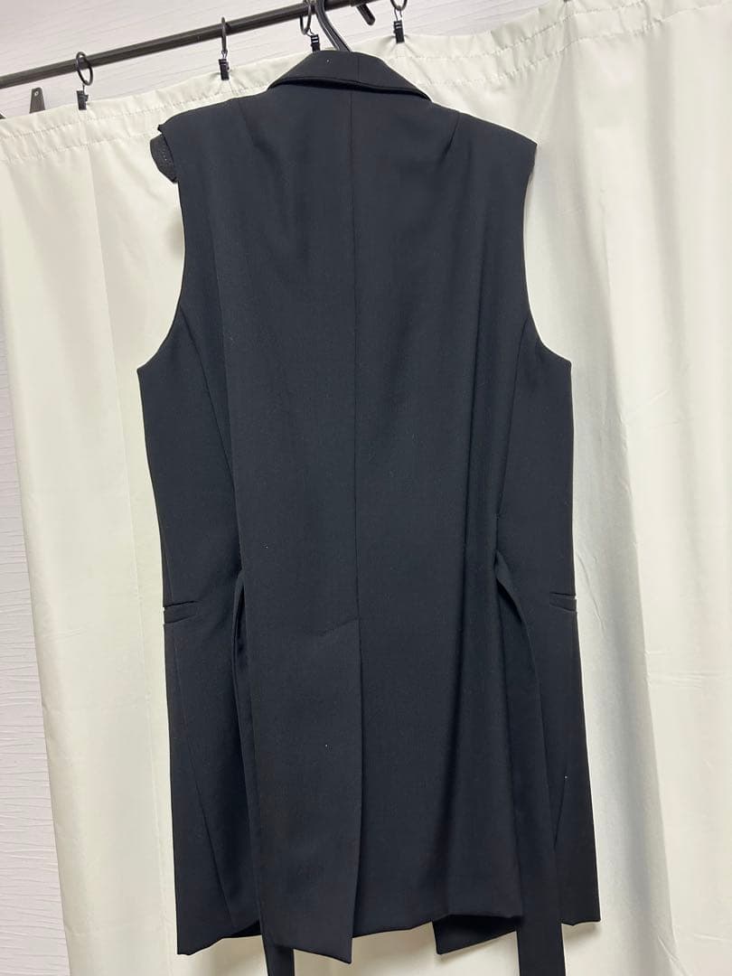 ANN DEMEULEMEESTER ブラック ノースリーブジャケット S