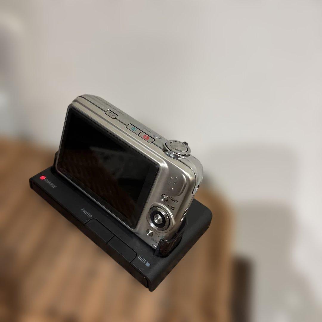 CASIO EXILIM EX-Z1200 コンパクトデジタルカメラ