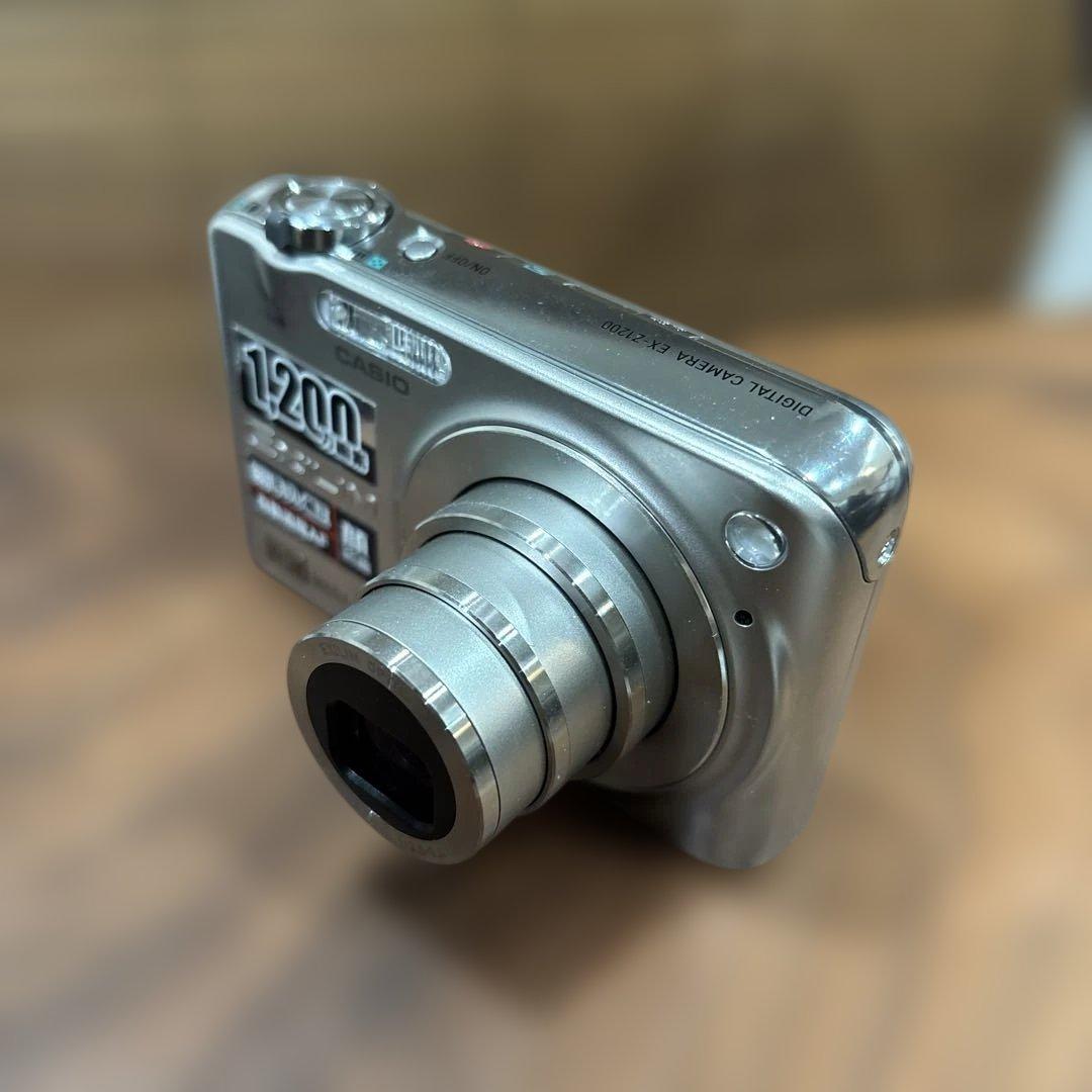 CASIO EXILIM EX-Z1200 コンパクトデジタルカメラ