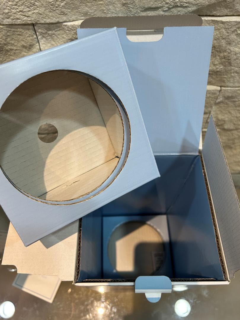  ウエッジウッド ホワイトフォリア ベース 花瓶 30cm