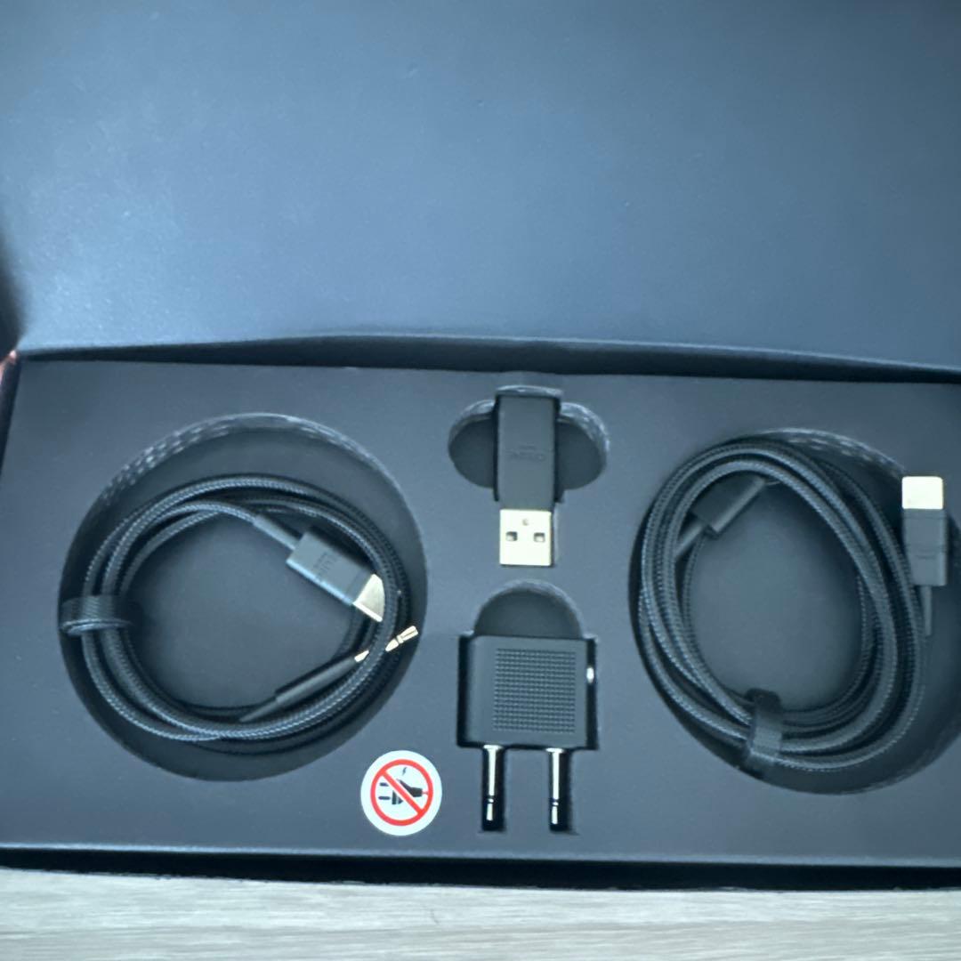 セリーヌ CELINE ブラック ワイヤレスヘッドホン オーバーイヤー型希少