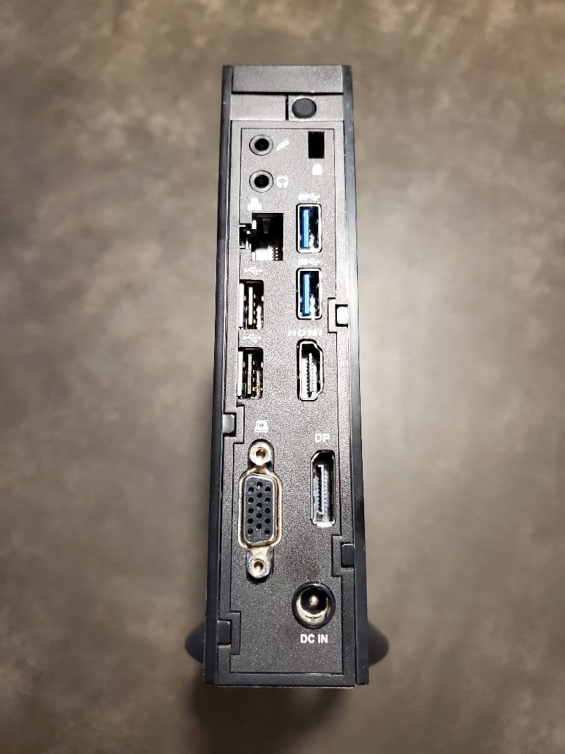 SHUTTLE XS36V5 (メモリ/SSD付き)