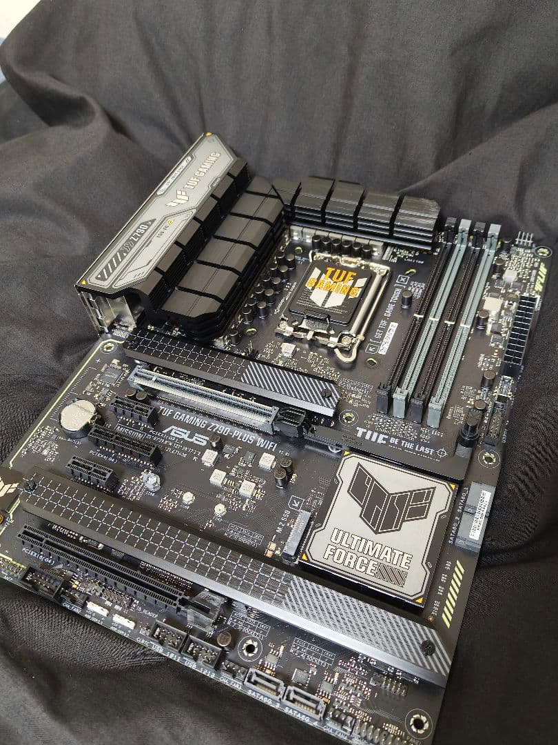 Core i714700K&TUF Z790 PLUS WIFI セット販売