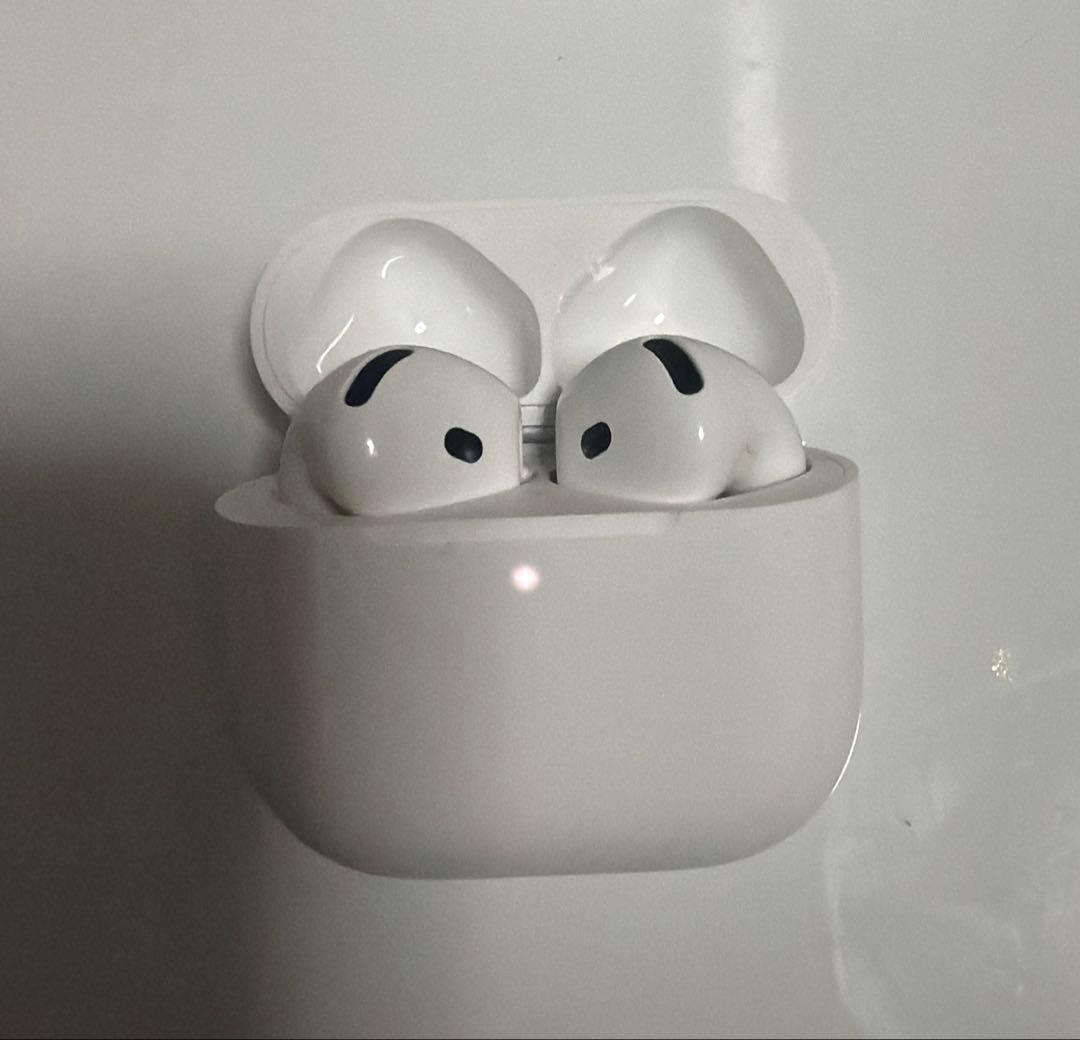 AirPods4 ノイズキャンセリングなし　箱付き