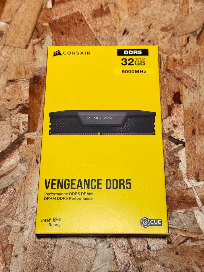 メモリー CORSAIR VENGENCE DDR5 32GB 6000MHz