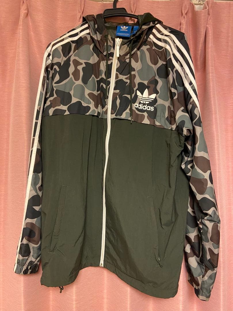 アディダス　オリジナルス　上下　セット　迷彩