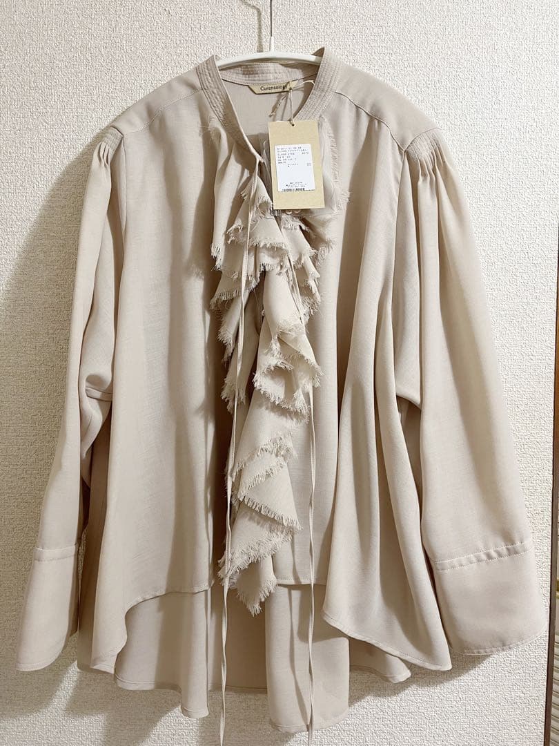 完売★カレンソロジー ウールミックスビエラフリルブラウス　オフホワイト