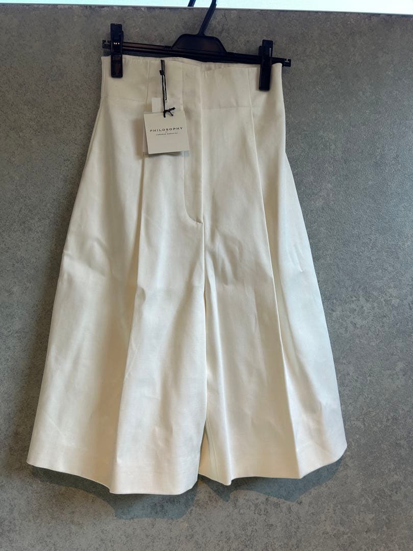 新品未使用　タグ付き　ワイドパンツ　白　フィリップリム