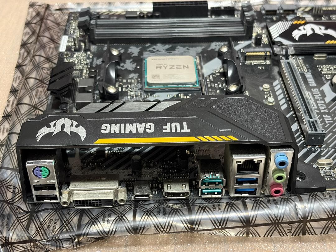 CPU AMD Ryzen 7 2700X + TUF X470-PLUS GAMING