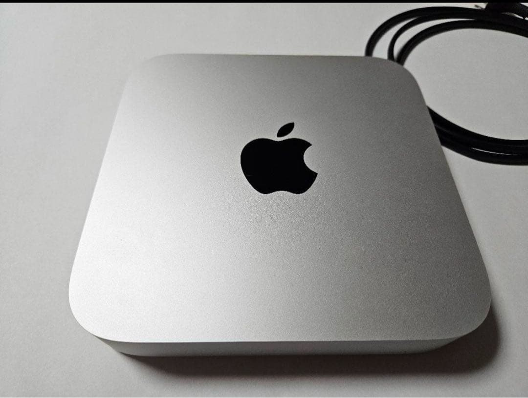 M1 Mac mini（256GB/8GB）Apple