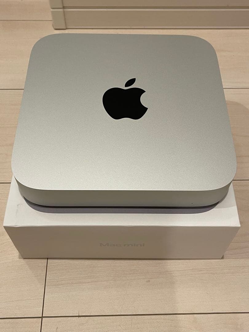 Macデスクトップ Apple Mac mini (M2, 8GB, 256GB SSD)