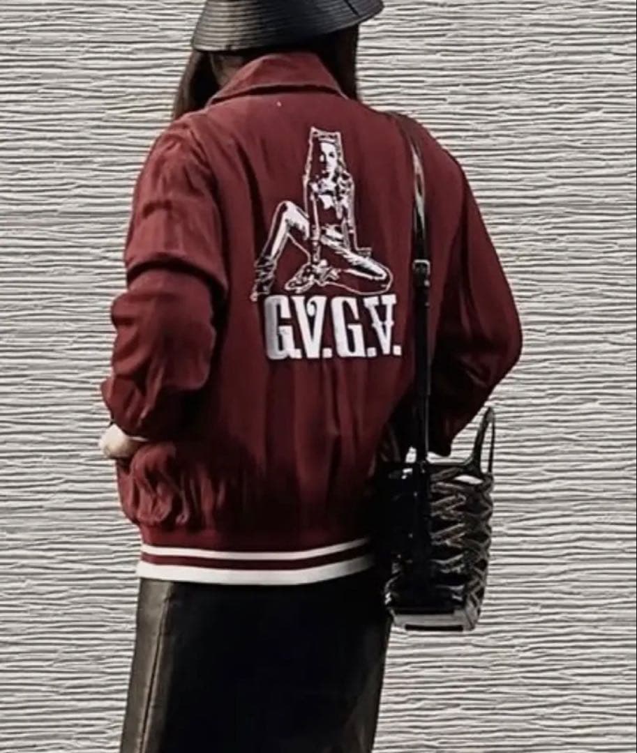 早い者勝ち！レア物☆美品☆ 【G.V.G.V.】総柄&刺繍『リバーシブル❕❗』