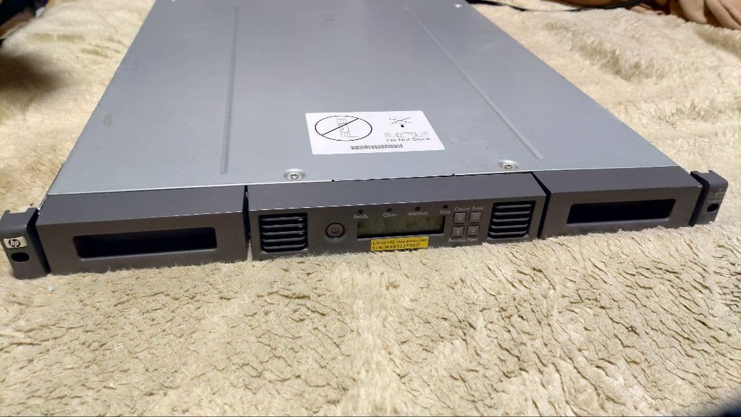 HP/テープオートローダー StorageWorks 1/8 G2