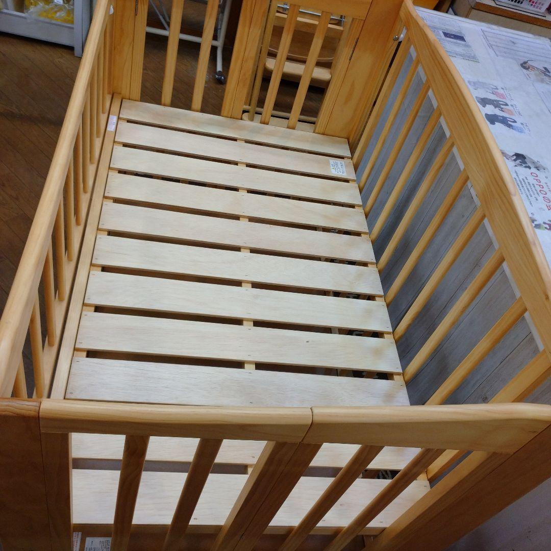 コンビ ベビーベッド 折りたたみ