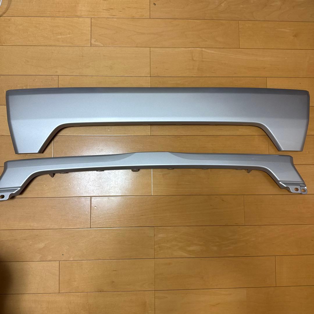 トヨタ　ハイエース　DX 新車外し　フロントグリル