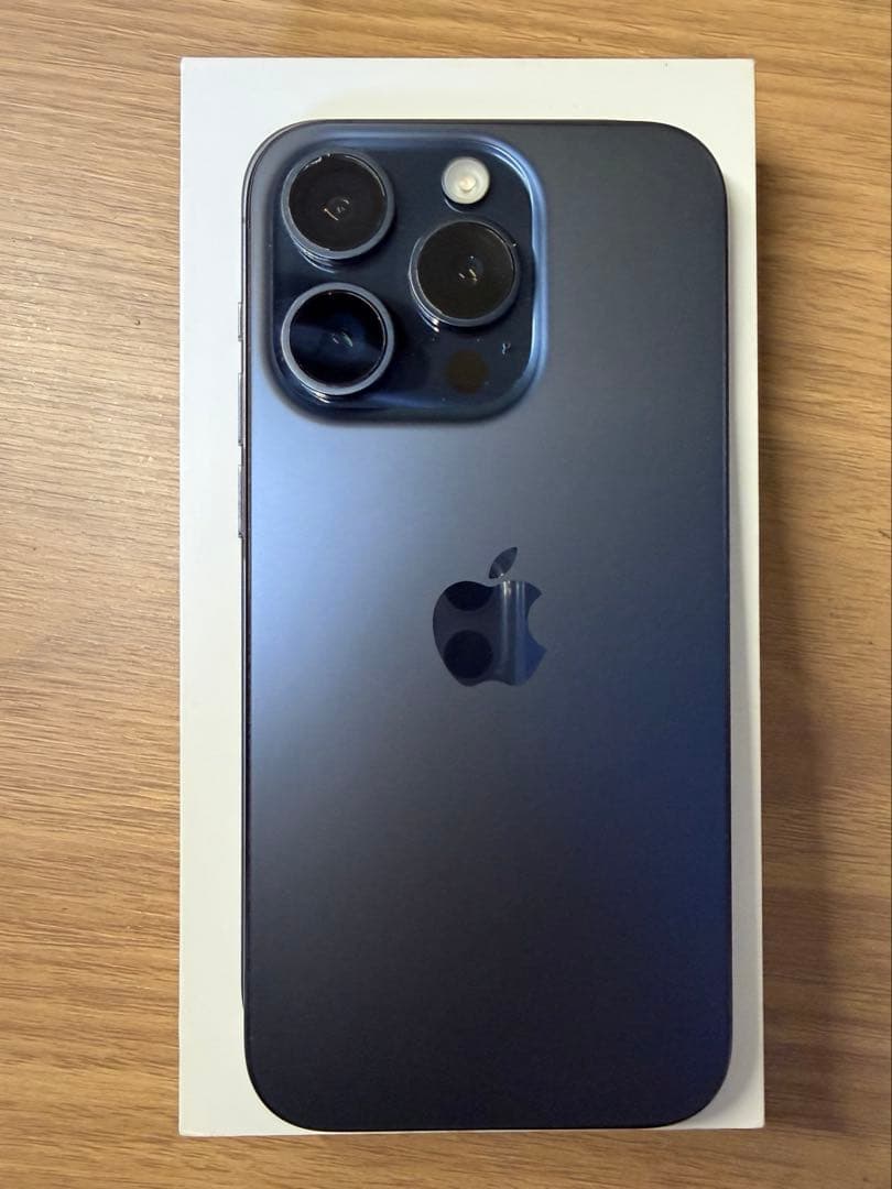 スマートフォン本体 iPhone15pro 256GB