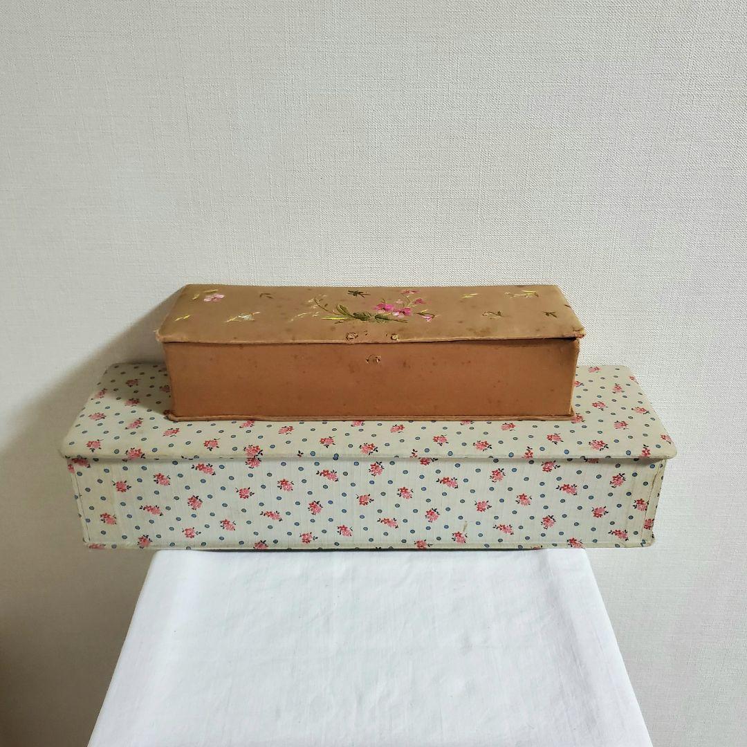 アンティーク　カルトナージュ　大きめボックス