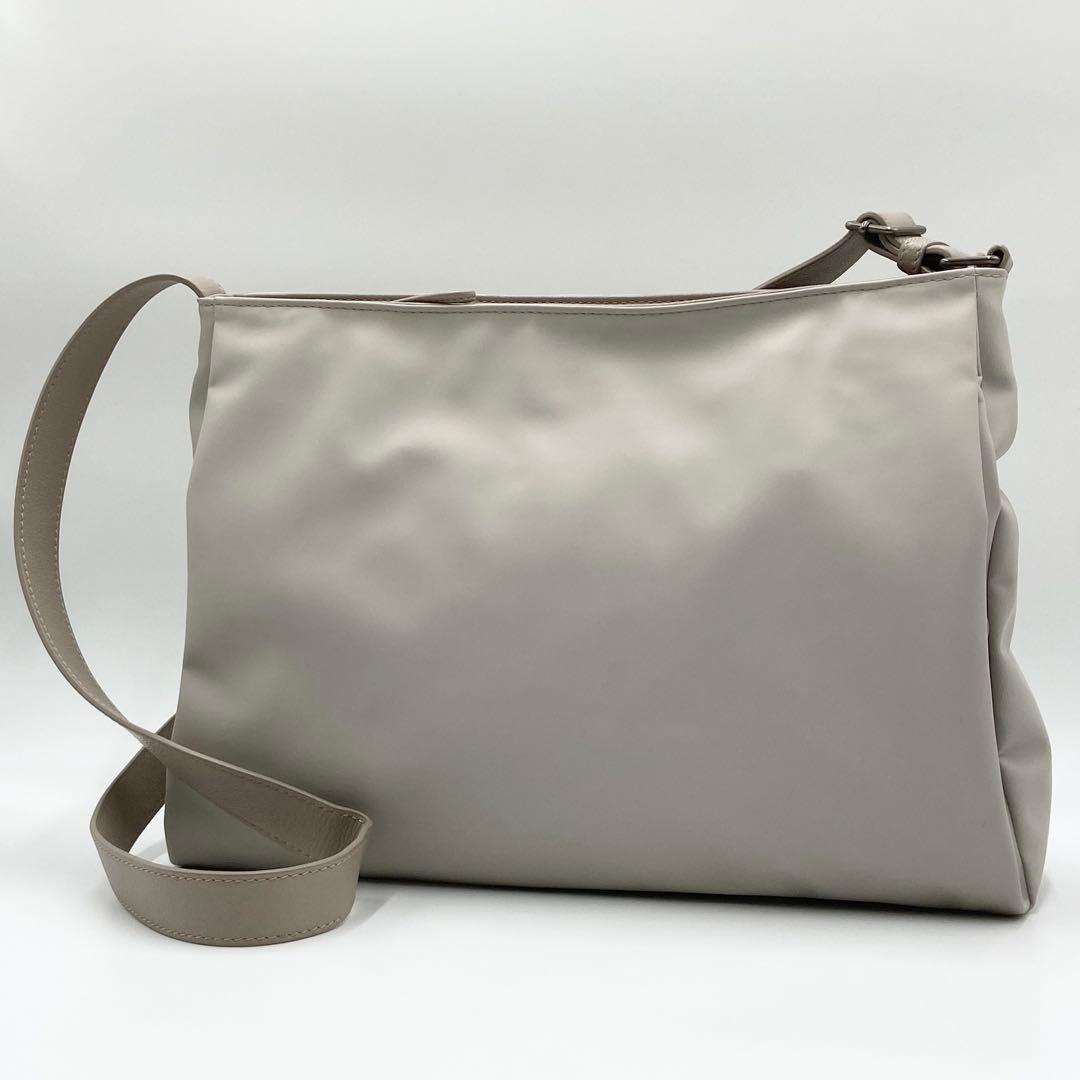 マザーハウス　ブラインドサッカー　2ウェイ　ショルダーバッグ　グレージュ