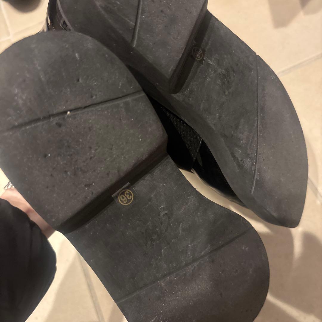 Roger Vivier好きな方へショートブーツ　36 エナメル　レインシューズ