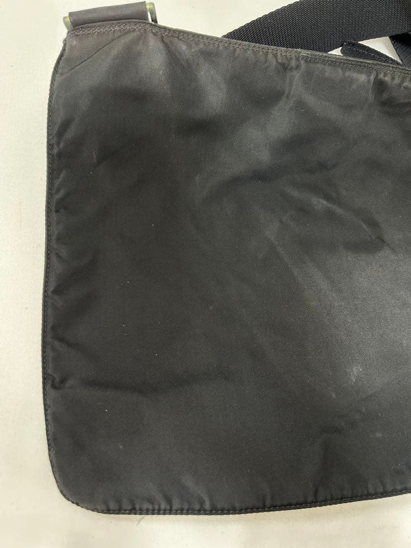 PRADA プラダ メッセンジャー ショルダー　バッグ　ナイロン　黒