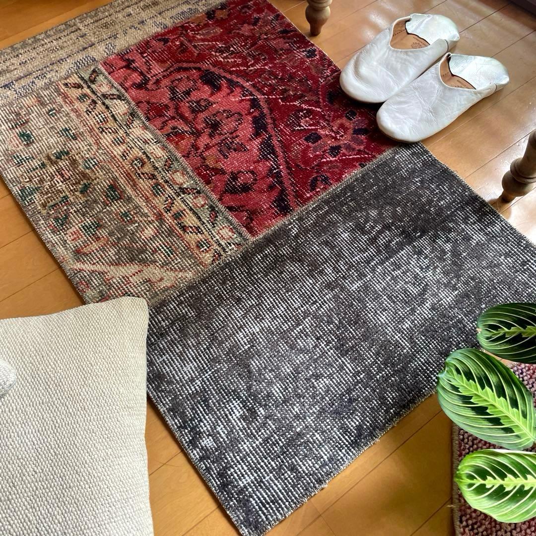 55×86 パッチワーク　グレイボタニカル　深み赤　トルコヴィンテージラグ
