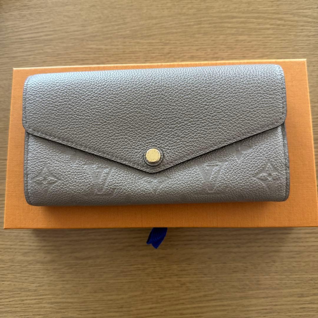 Louis Vuitton ポルトフォイユサラ　長財布