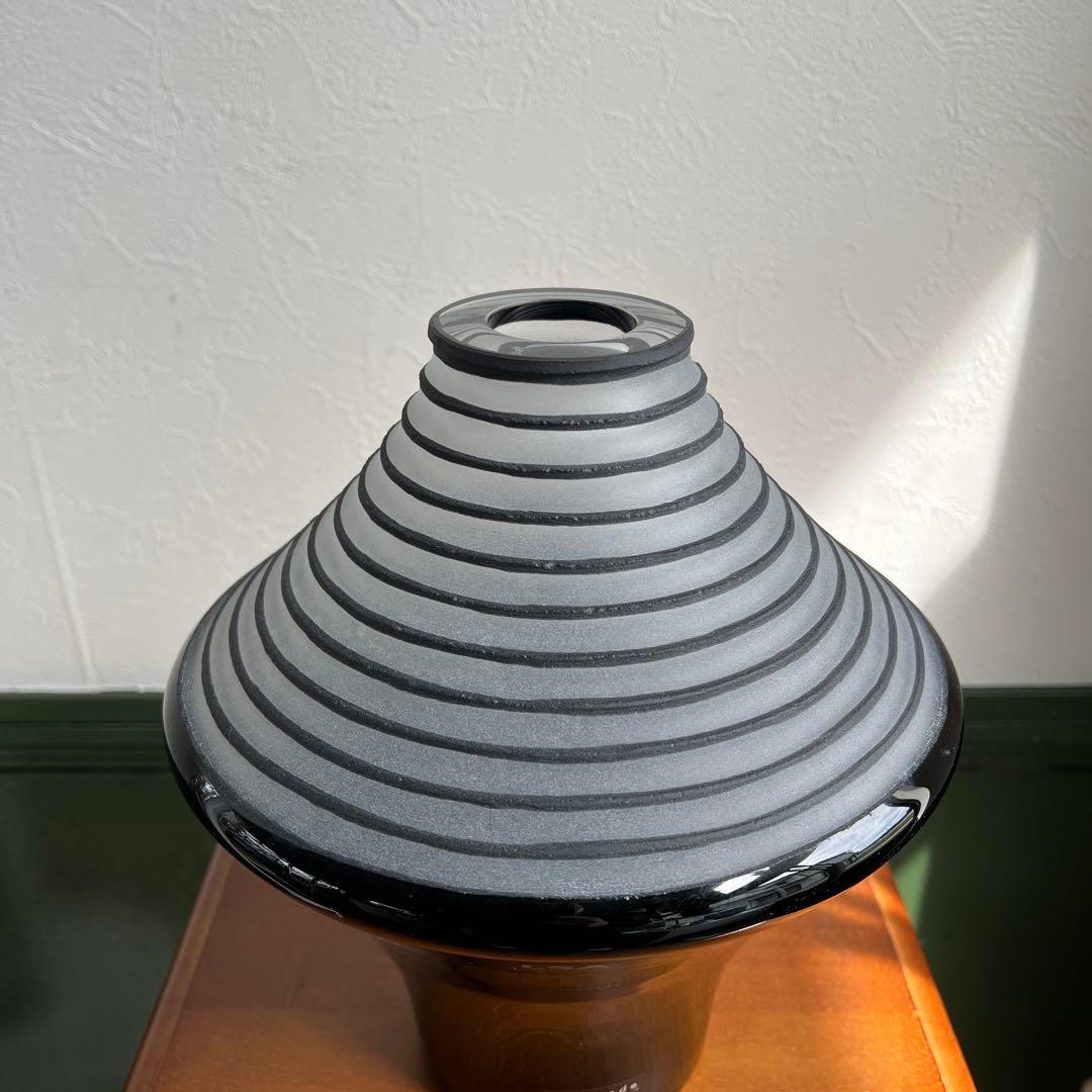 k870 EMILIO Vase LSA モダンフラワーベース ガラス ブラック